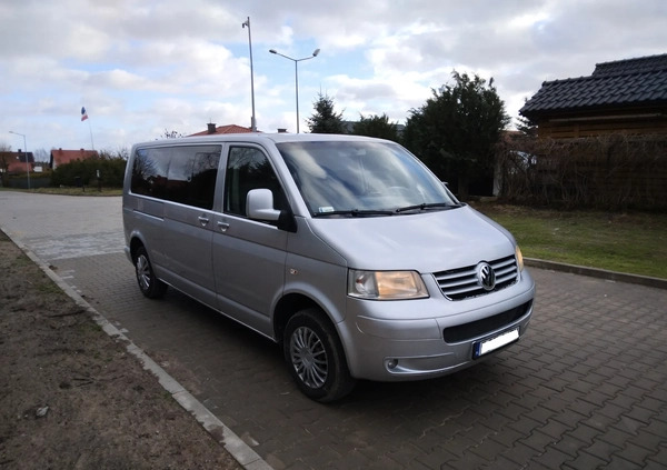 Volkswagen Caravelle cena 36900 przebieg: 296000, rok produkcji 2004 z Działoszyn małe 254